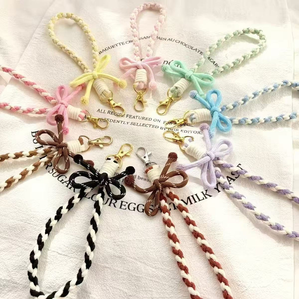 Bag with chain strap